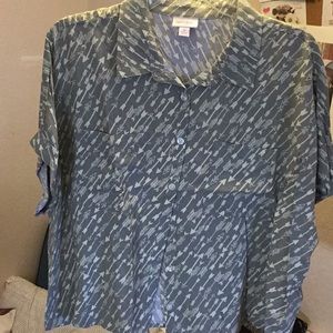 Amy Top from Lularoe
